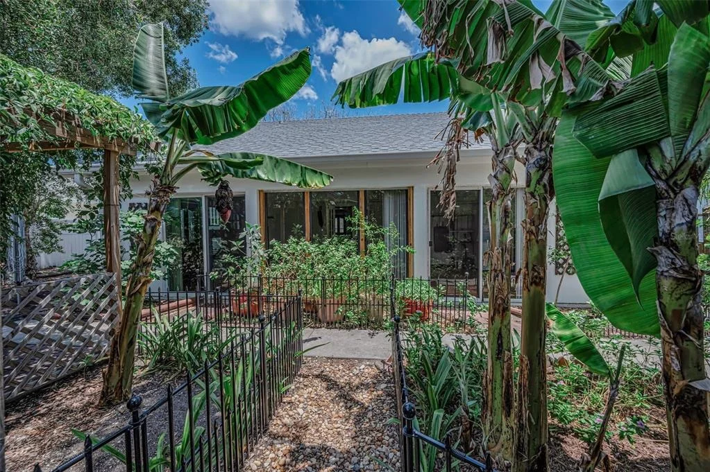 Photo of 720 BRUCE AVENUE