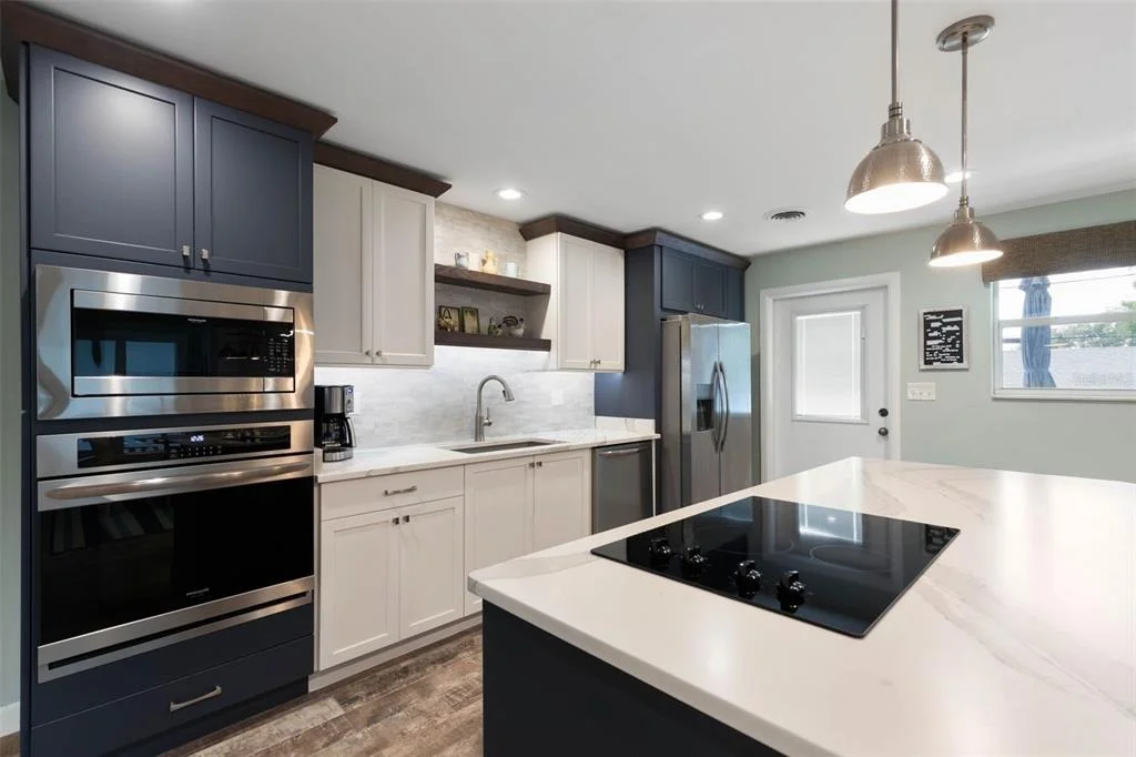 Photo of 76 BANYAN DRIVE