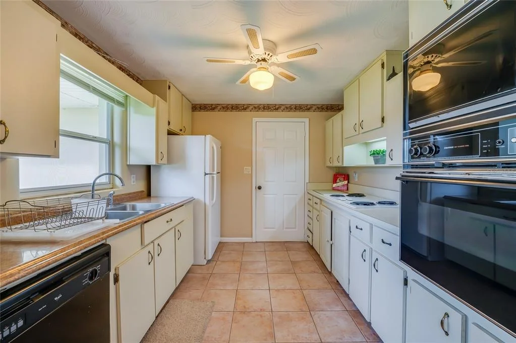 Photo of 1101 16TH STREET