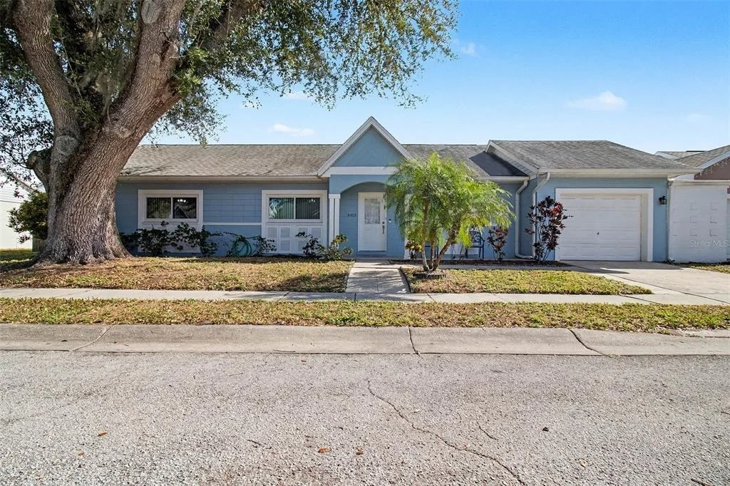 Photo of 8465 OAK BLUFF DRIVE