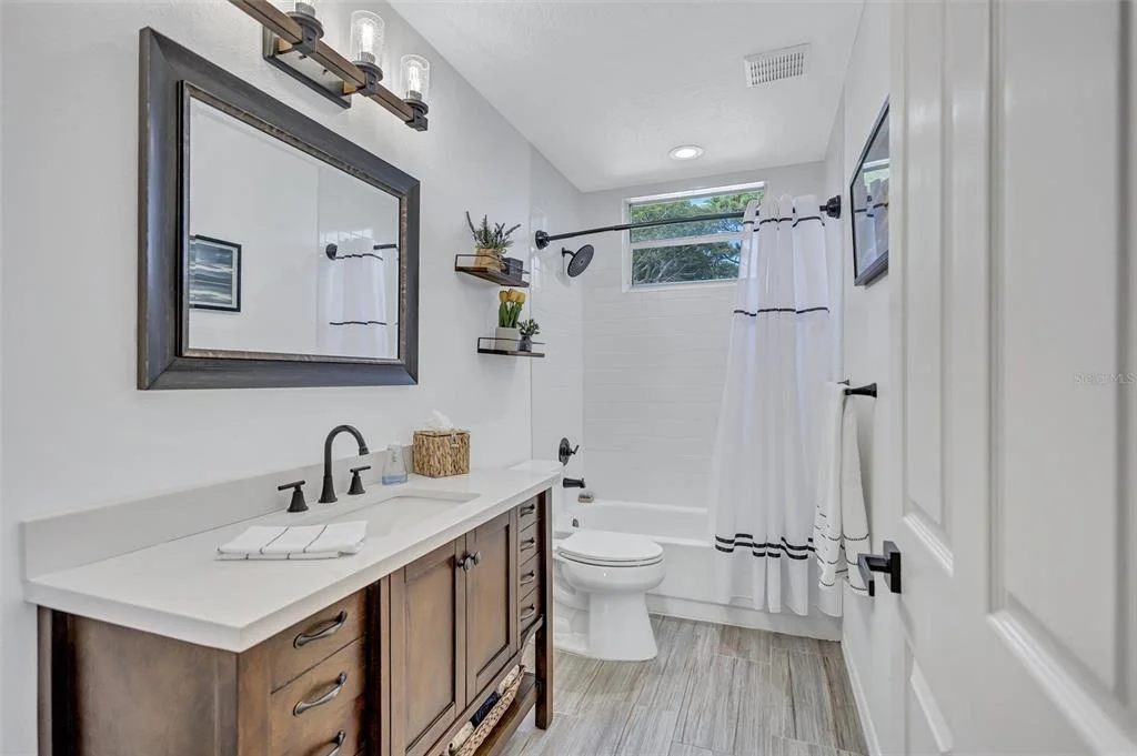 Photo of 760 SOUNDVIEW DRIVE
