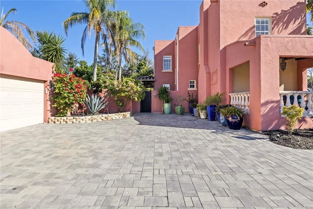 Photo of 7810 SENRAB DRIVE