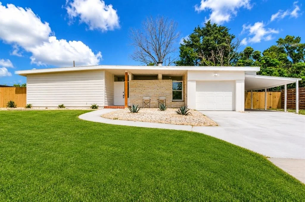 Photo of 2753 VALENCIA DRIVE