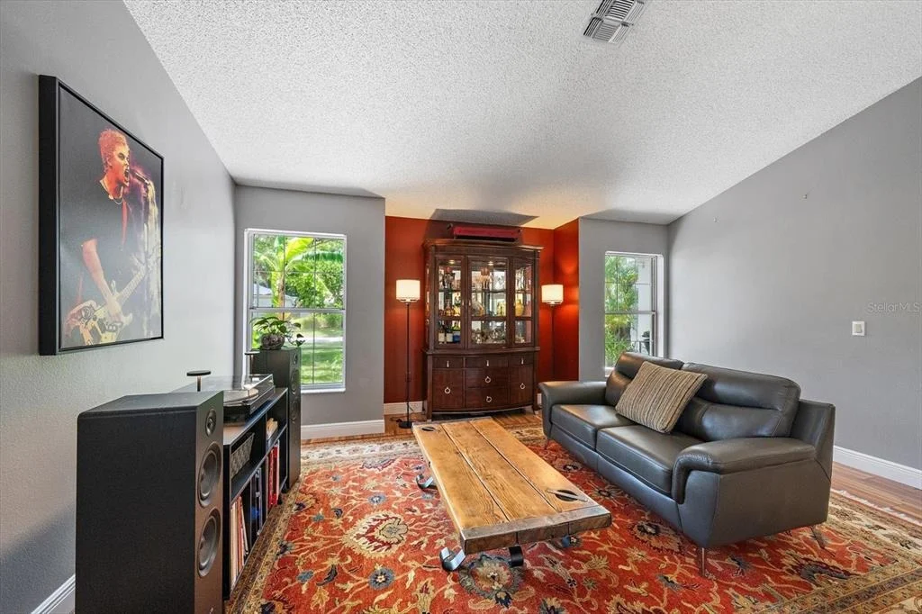 Photo of 4732 MEADOWVIEW CIRCLE