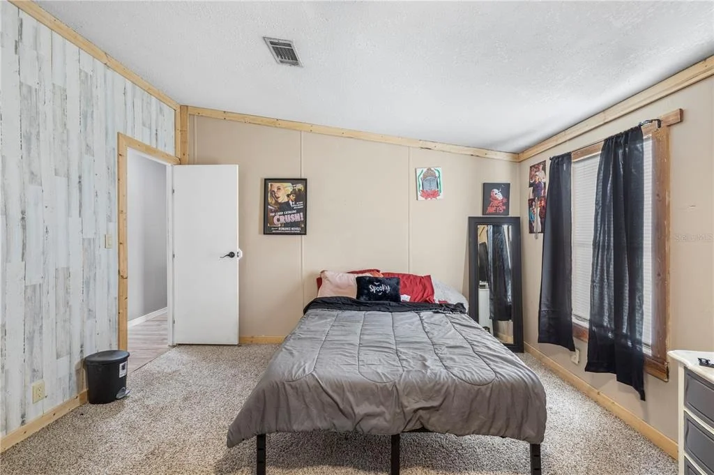Photo of 4332 UPPER MEADOW ROAD