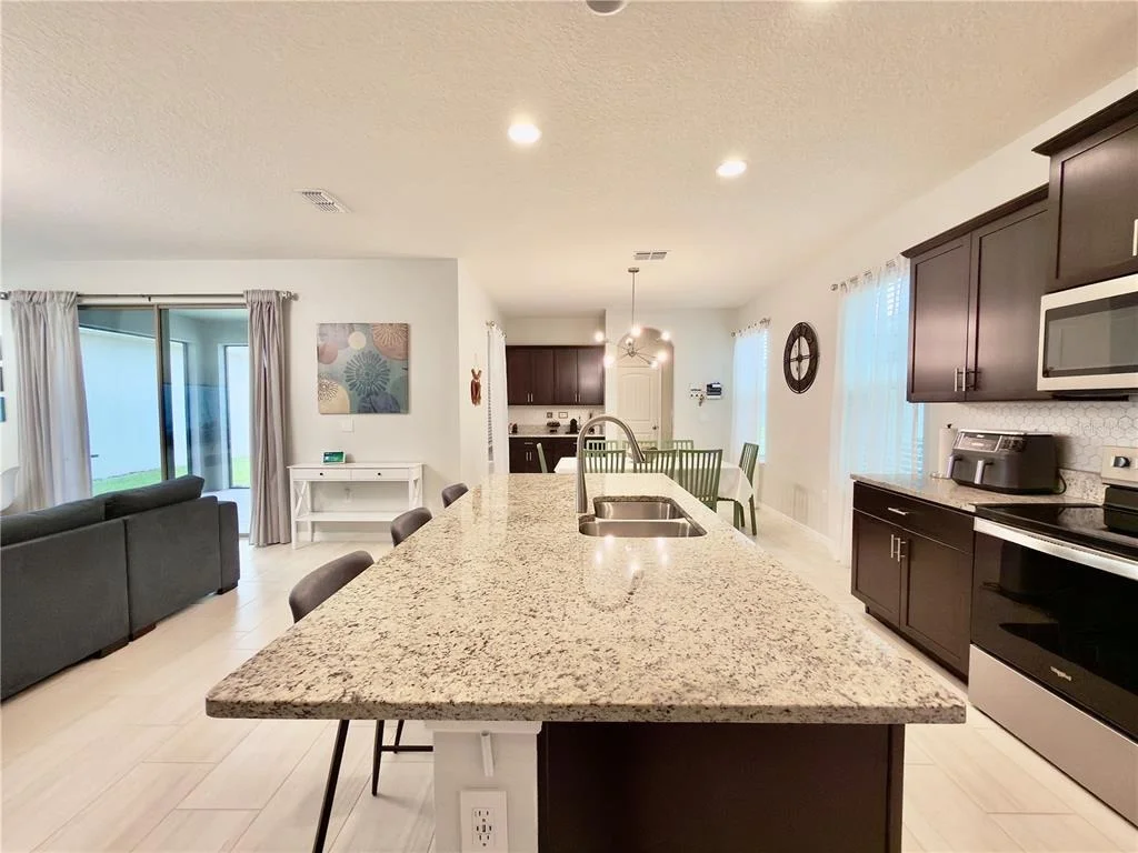 Photo of 17098 WATER SPRING BOULEVARD
