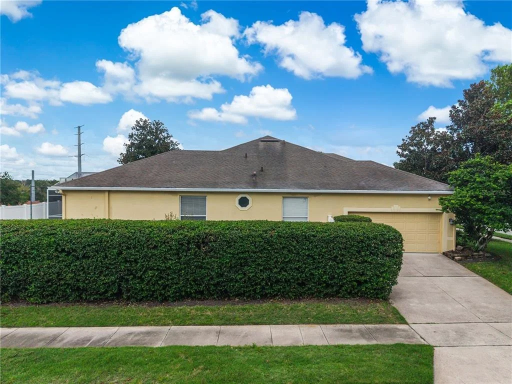 Photo of 116 OAK GROVE CIRCLE