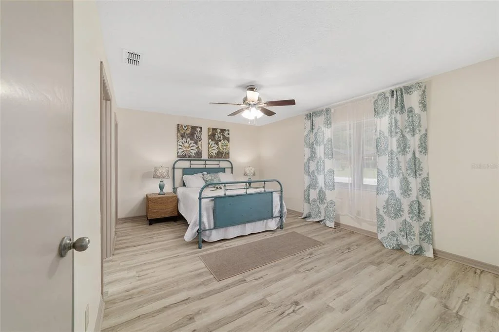 Photo of 4008 SE 61 PLACE