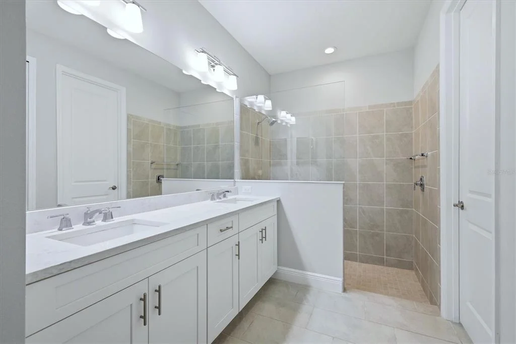 Photo of 10117 SPRUCE RIVER WAY