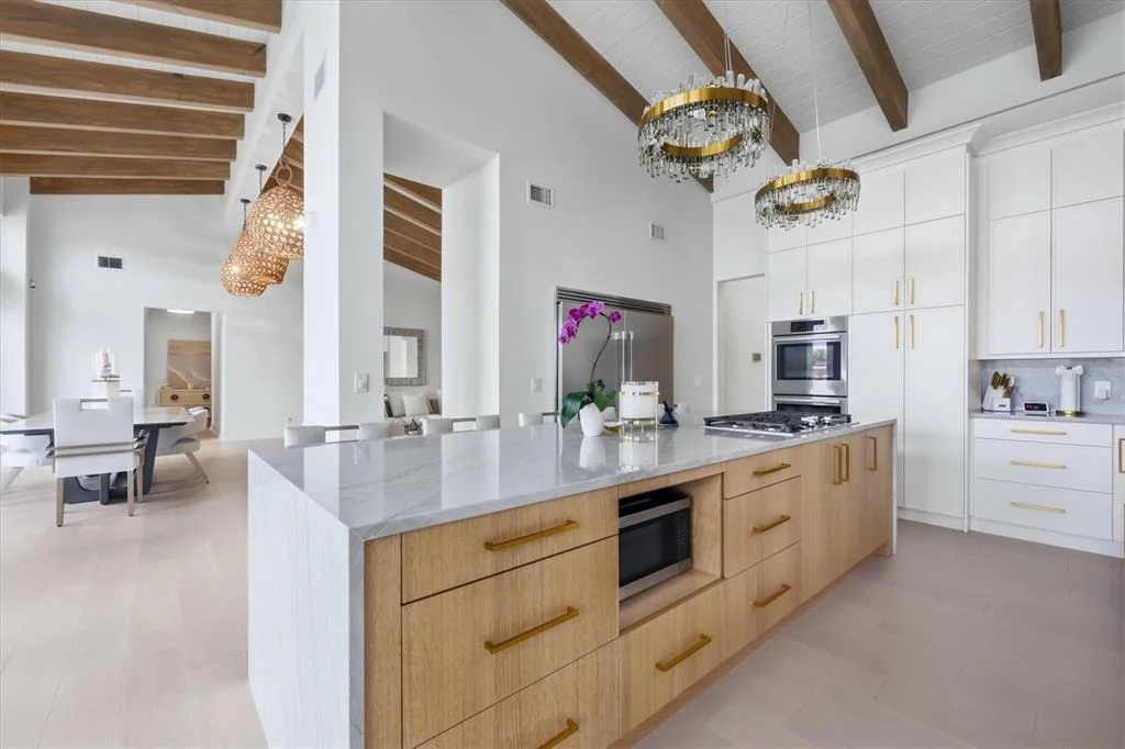 Photo of 216 BIRD KEY DRIVE