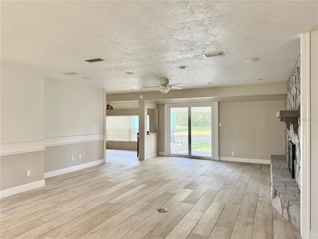 Photo of 9628 DAVIS ROAD
