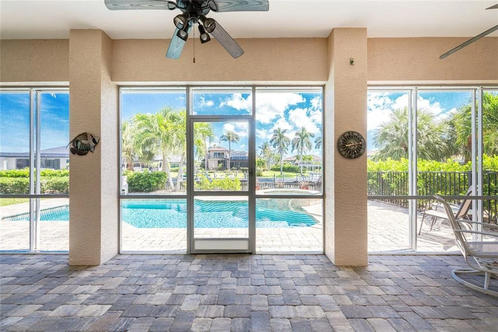 Photo of 3341 SUNSET KEY CIRCLE