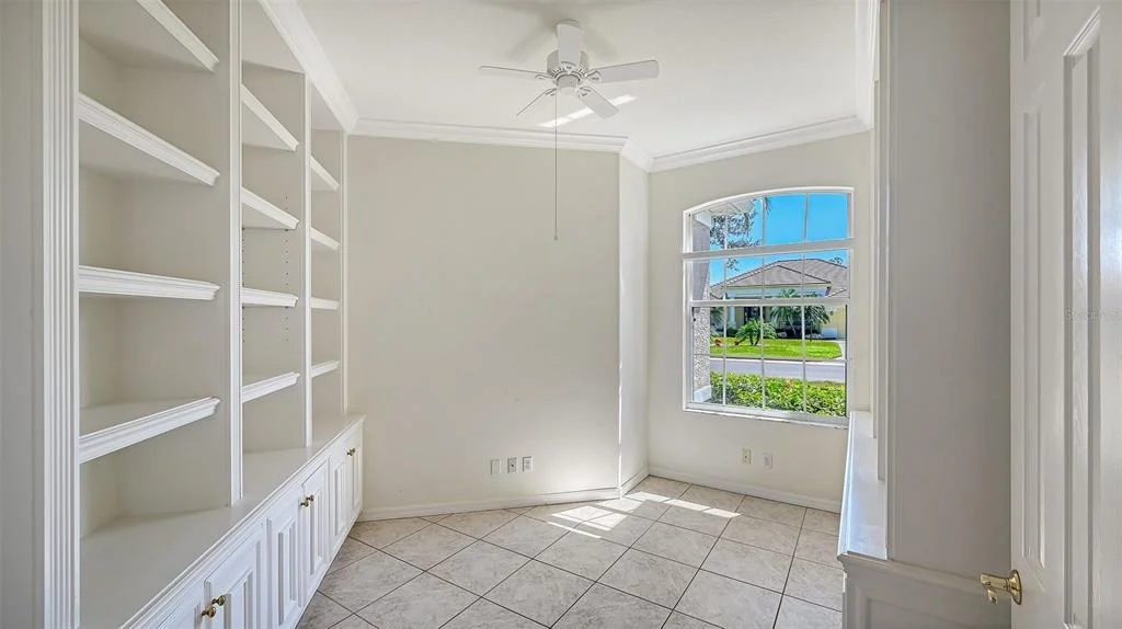 Photo of 335 PARK TRACE BOULEVARD