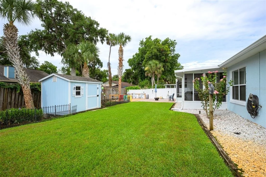 Photo of 6 SPIVEYS COURT