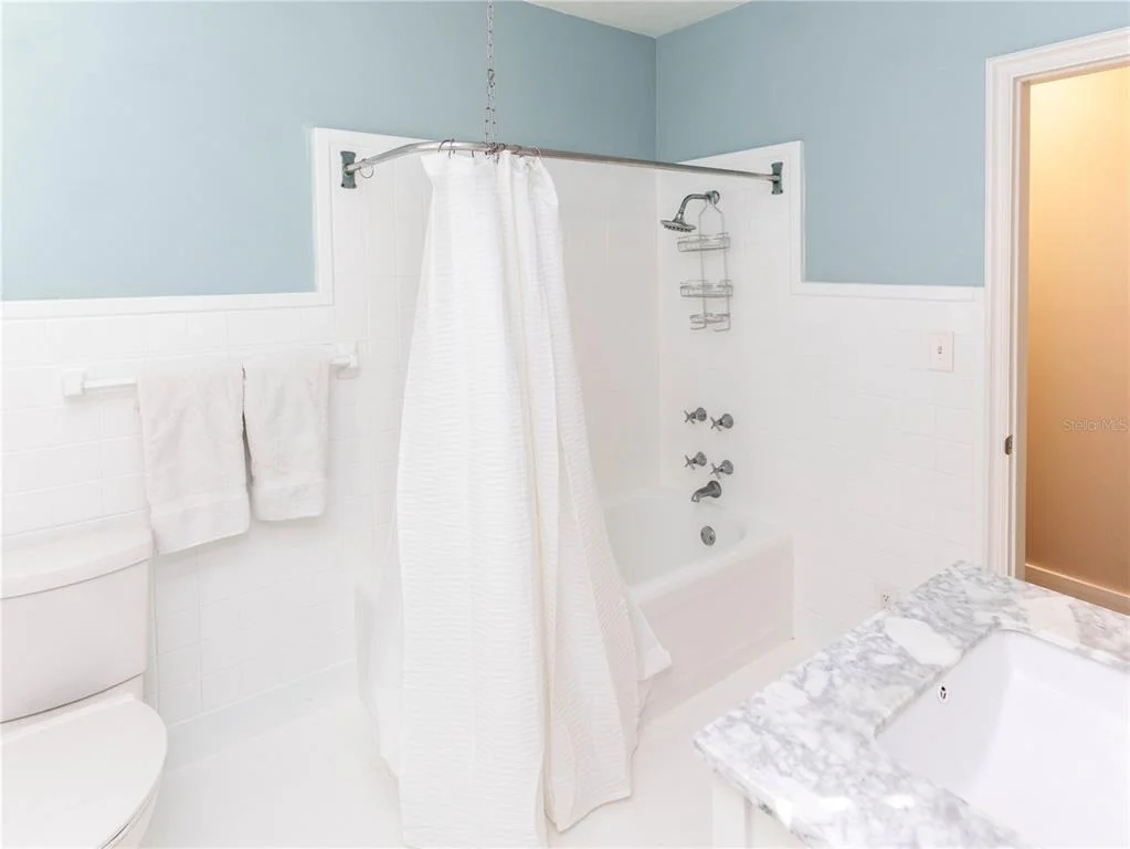Photo of 2633 W SUNSET DRIVE