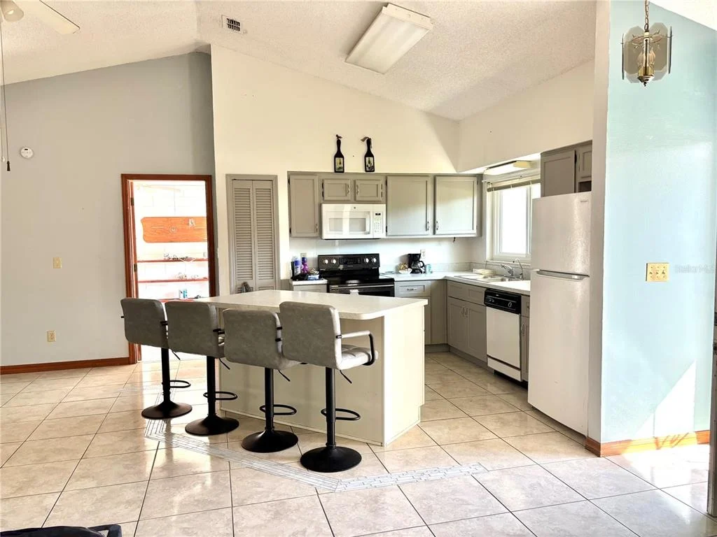 Photo of 1406 CORONET DRIVE