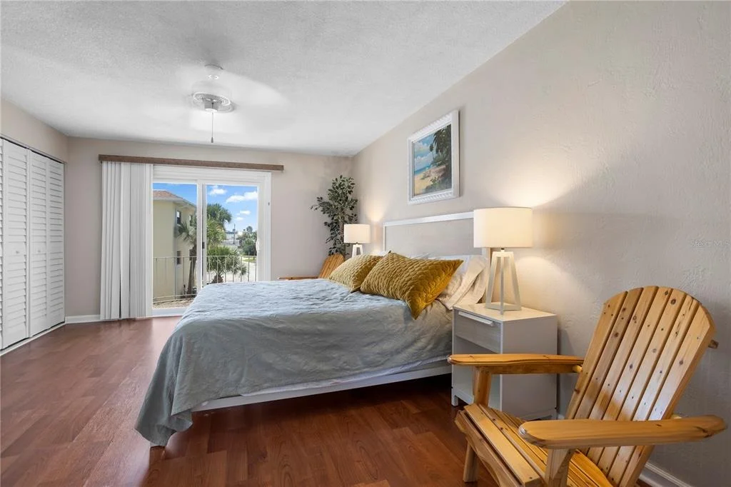 Photo of Unit 9 at 2800 OCEAN SHORE BOULEVARD