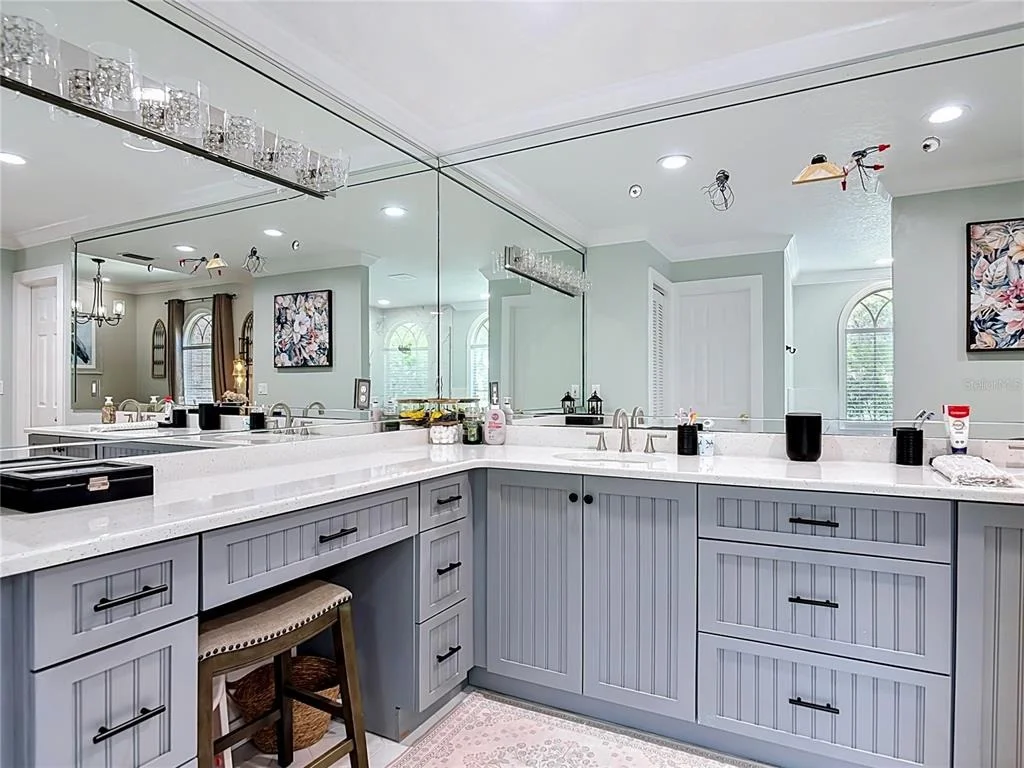 Photo of 38 WINDING CREEK WAY