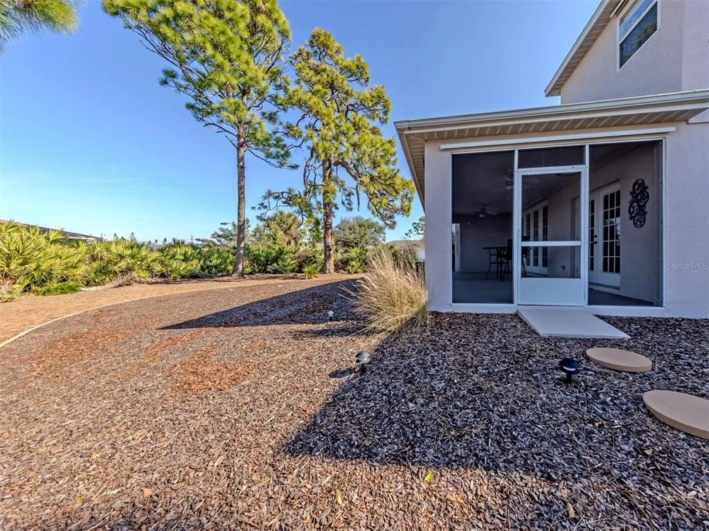 Photo of 897 COLONIAL ROAD