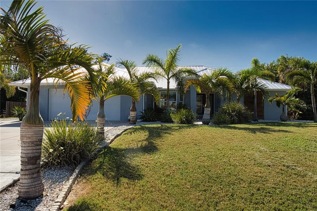 Photo of 815 ACADIA ROAD