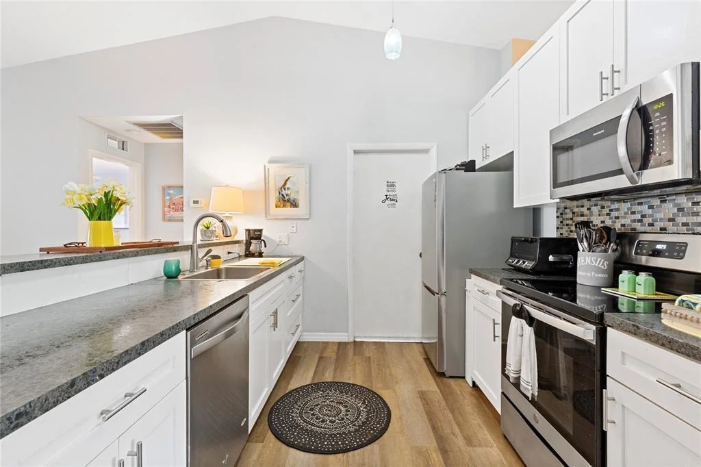 Photo of 2220 MARSHALL DRIVE
