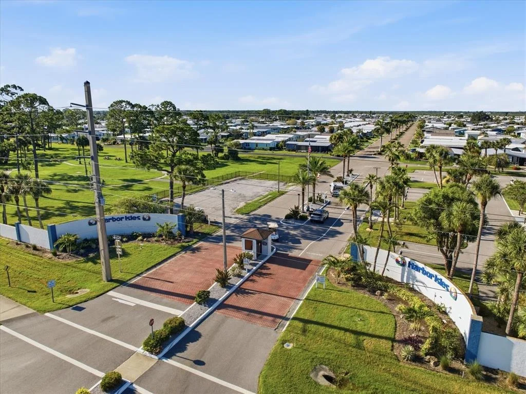 Photo of 129 NAUTICAL DRIVE