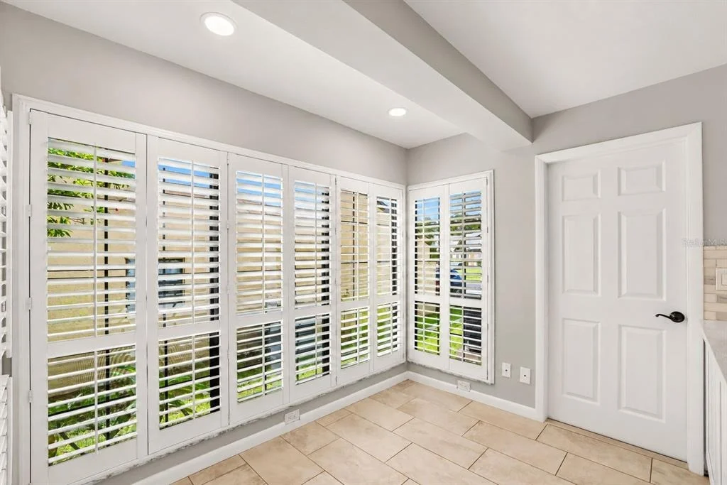 Photo of 913 SUTTON PLACE