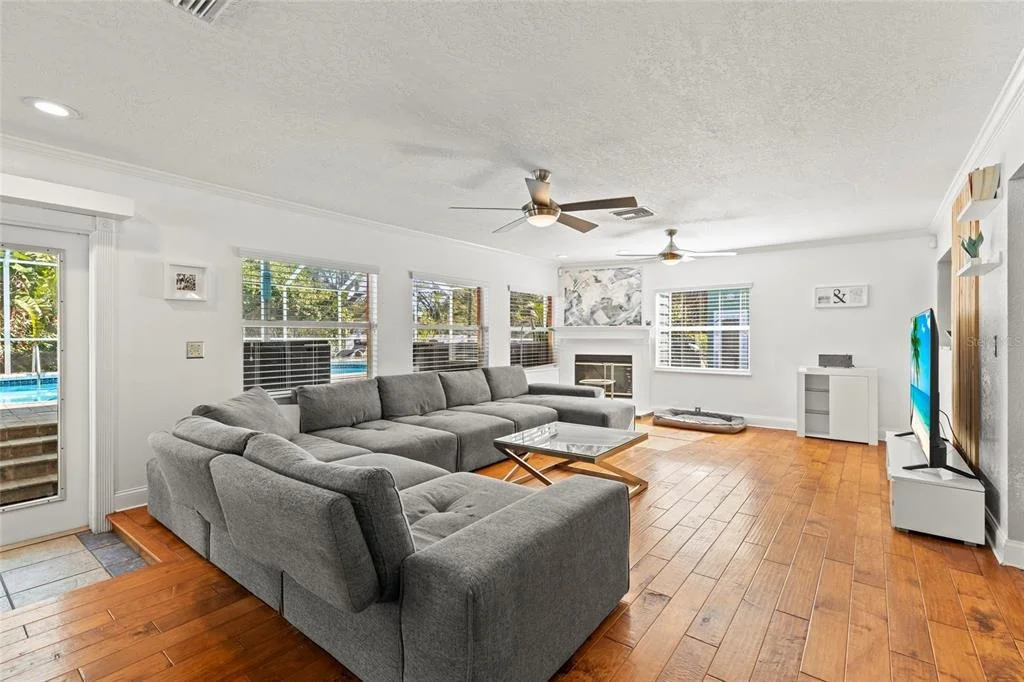 Photo of 5657 OCEANIC ROAD