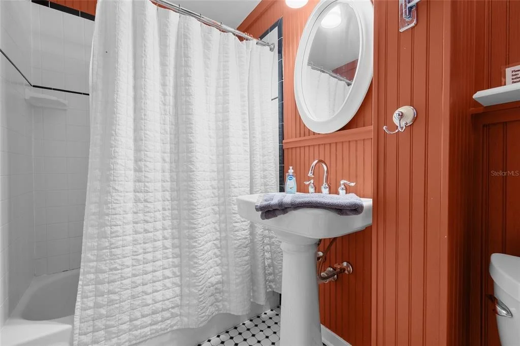 Photo of 205 SE 7TH STREET