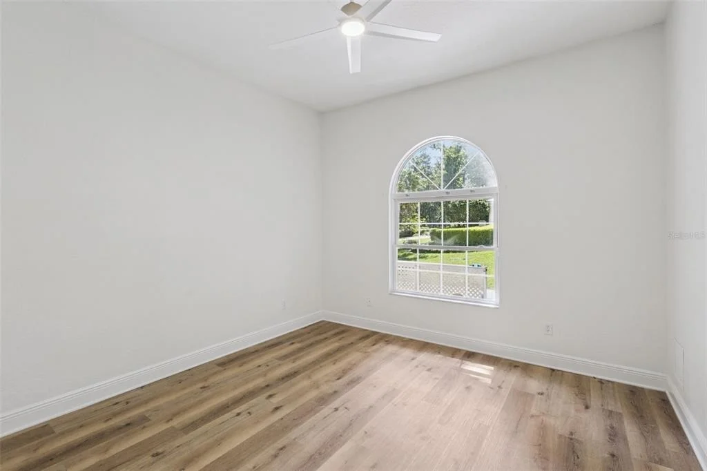 Photo of 6943 SE 12TH CIRCLE