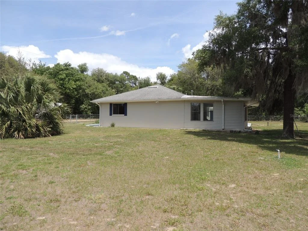 Photo of 13250 NE 52ND PLACE