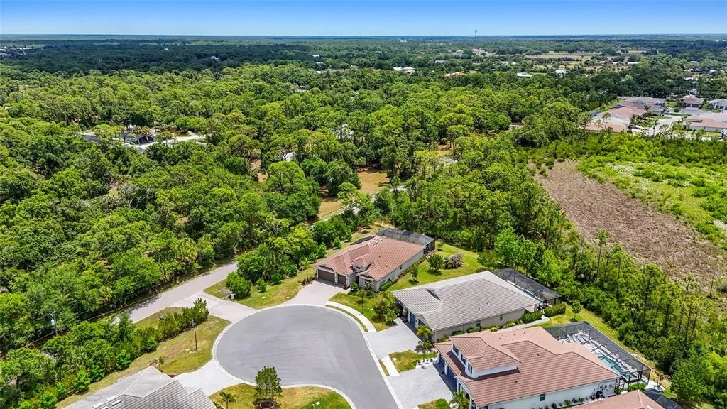 Photo of 617 MISTIFLOWER CIRCLE