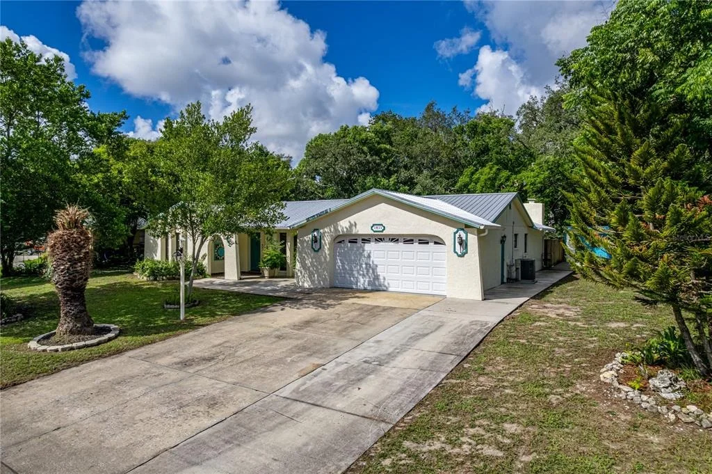 Photo of 1411 IVYDALE ROAD