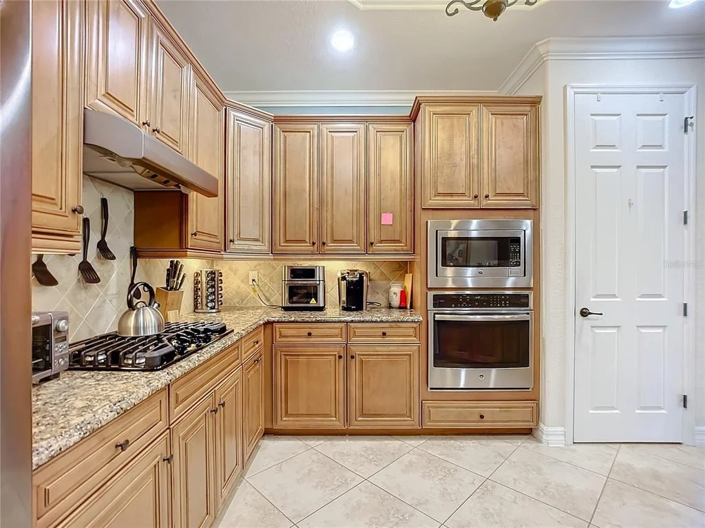 Photo of 2902 AVIAMAR CIRCLE