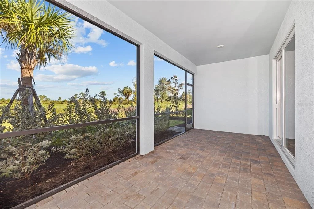 Photo of 17740 SHADE TREE LOOP