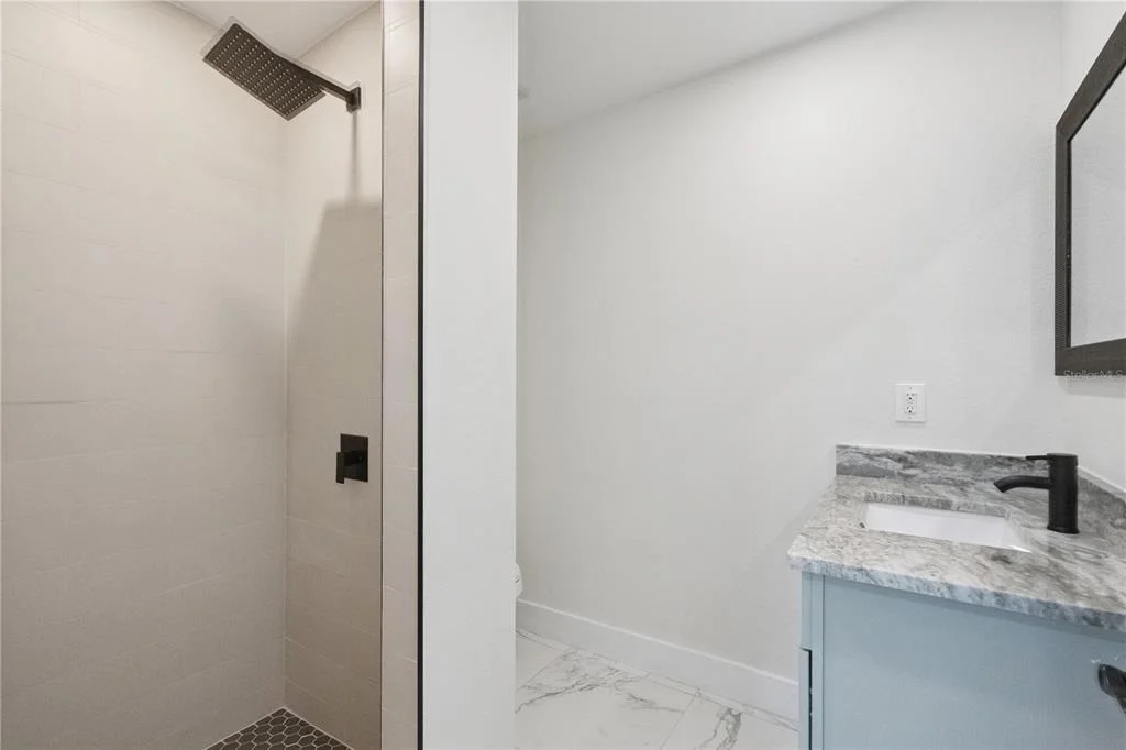 Photo of 207 AVENUE E SE