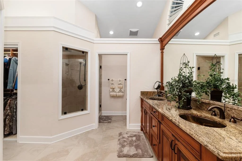 Photo of 2512 NW 58TH BOULEVARD