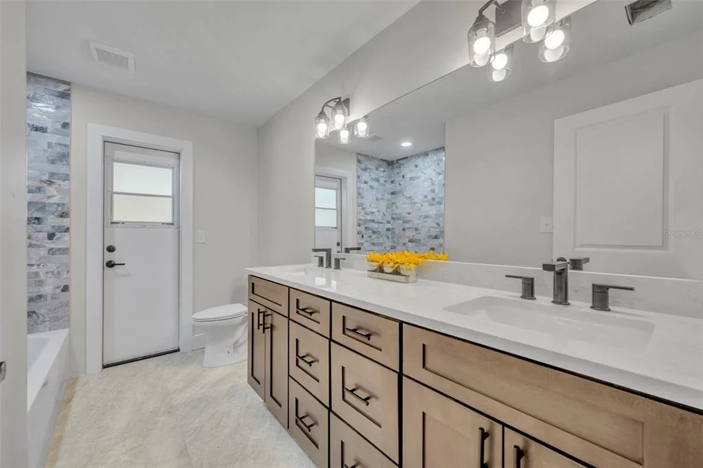 Photo of 1507 GOLFSIDE DRIVE