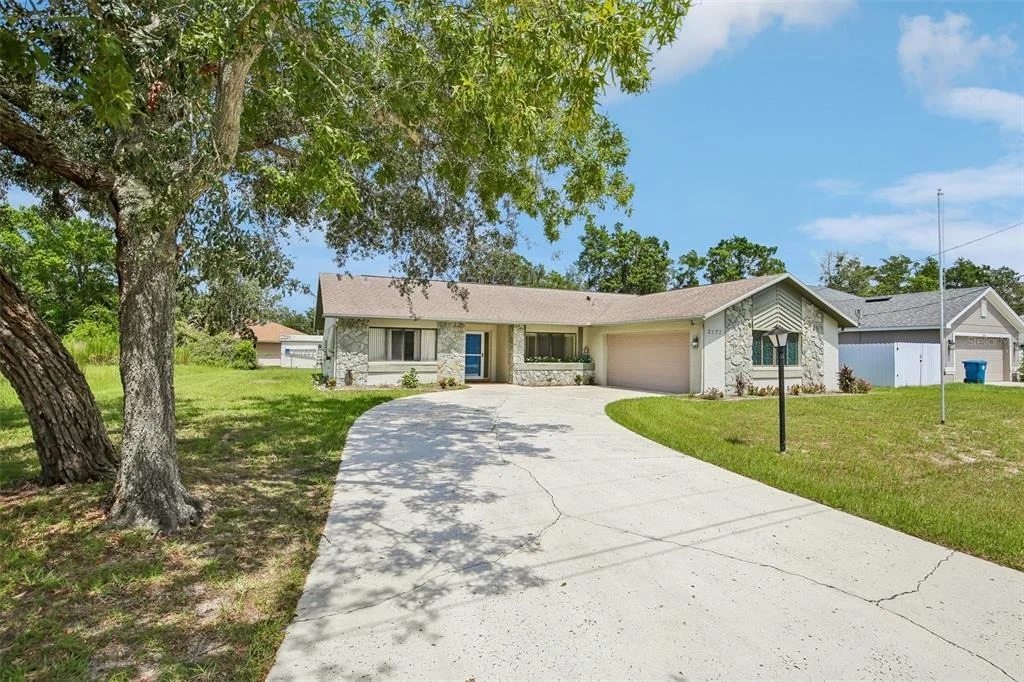 Photo of 3177 MAXWELL AVENUE