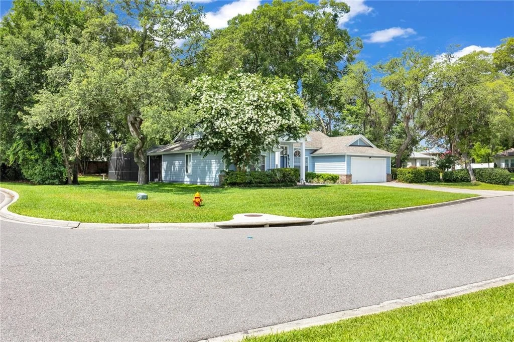 Photo of 170 OAK VIEW CIRCLE
