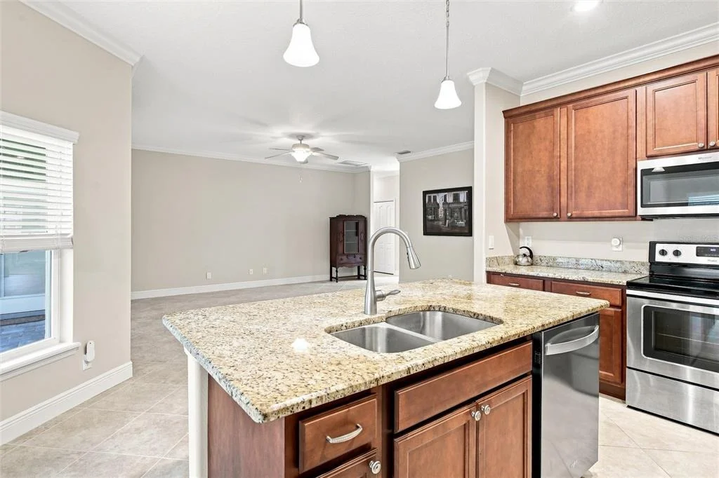 Photo of 555 DOWLING CIRCLE