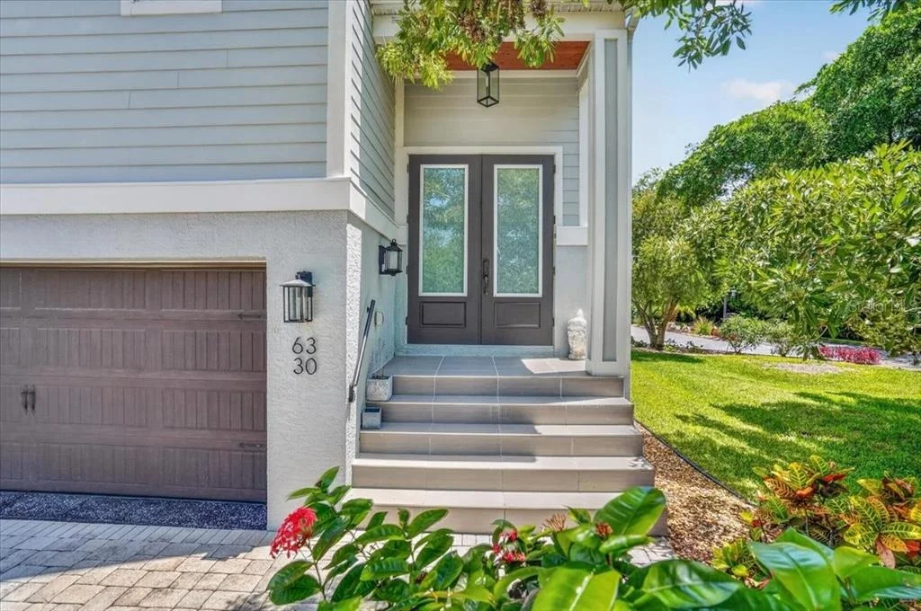 Photo of 6330 LAGUNA DRIVE