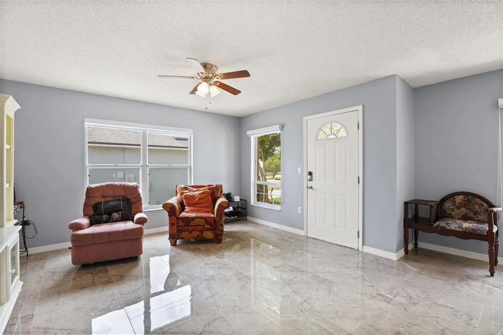 Photo of 329 LAKE DAISY LOOP