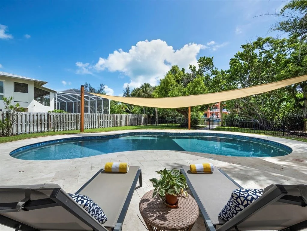 Photo of 430 ISLAND CIRCLE