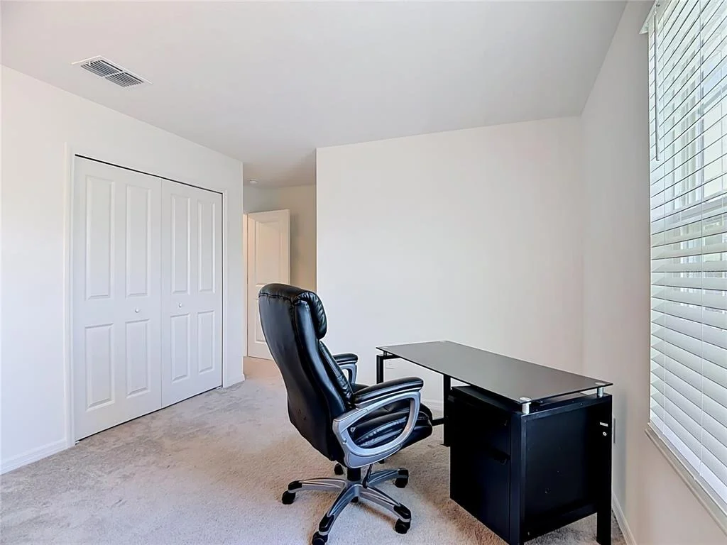 Photo of 1633 RED LOOP
