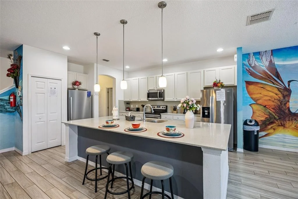 Photo of 6000 OAK GREEN LOOP