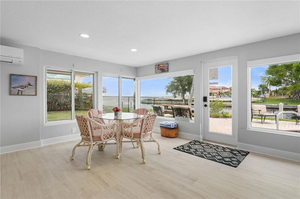 Photo of 2211 PALM TREE DRIVE