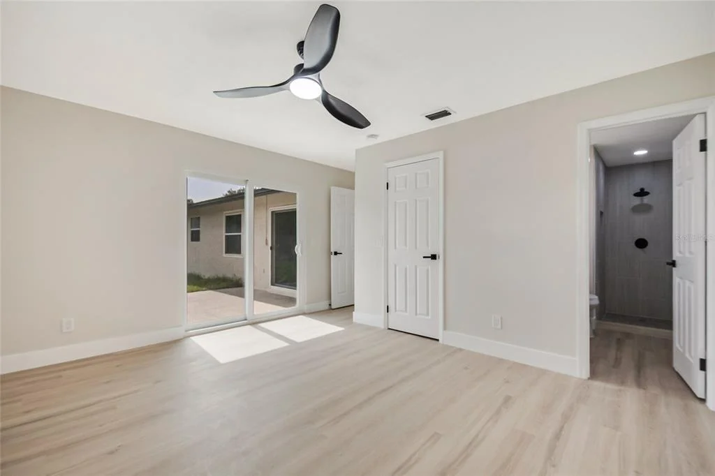 Photo of 8624 BAYLOR CIRCLE