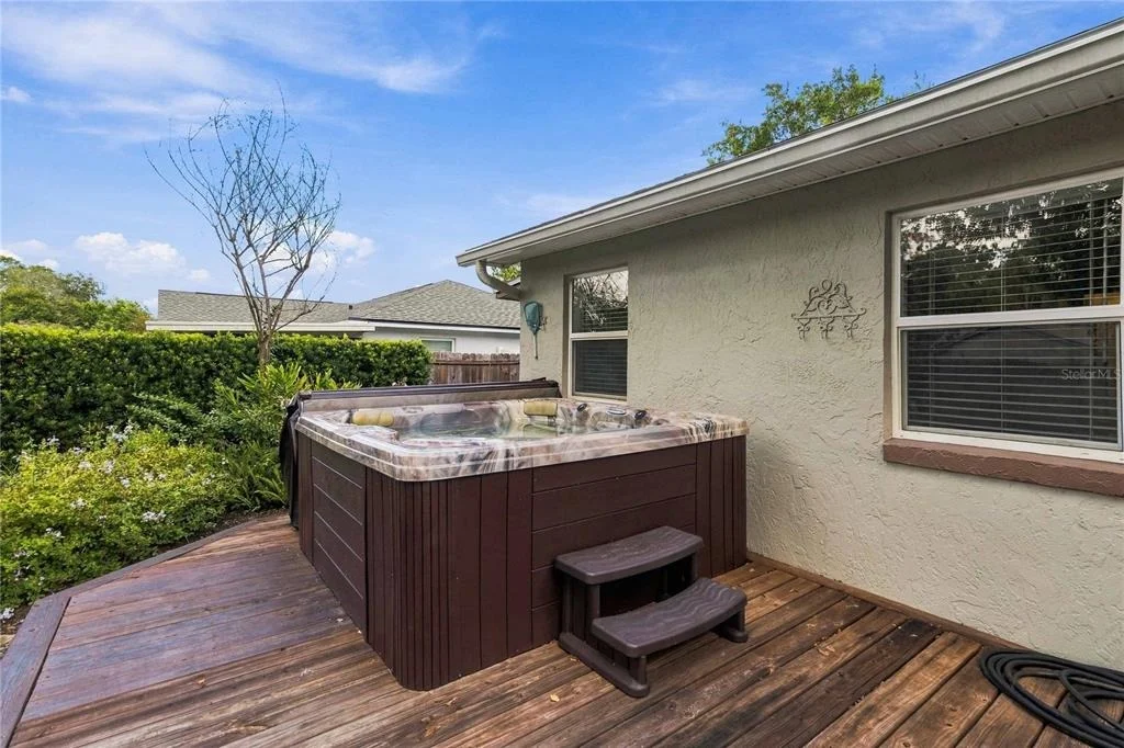 Photo of 1044 FOREST CIRCLE