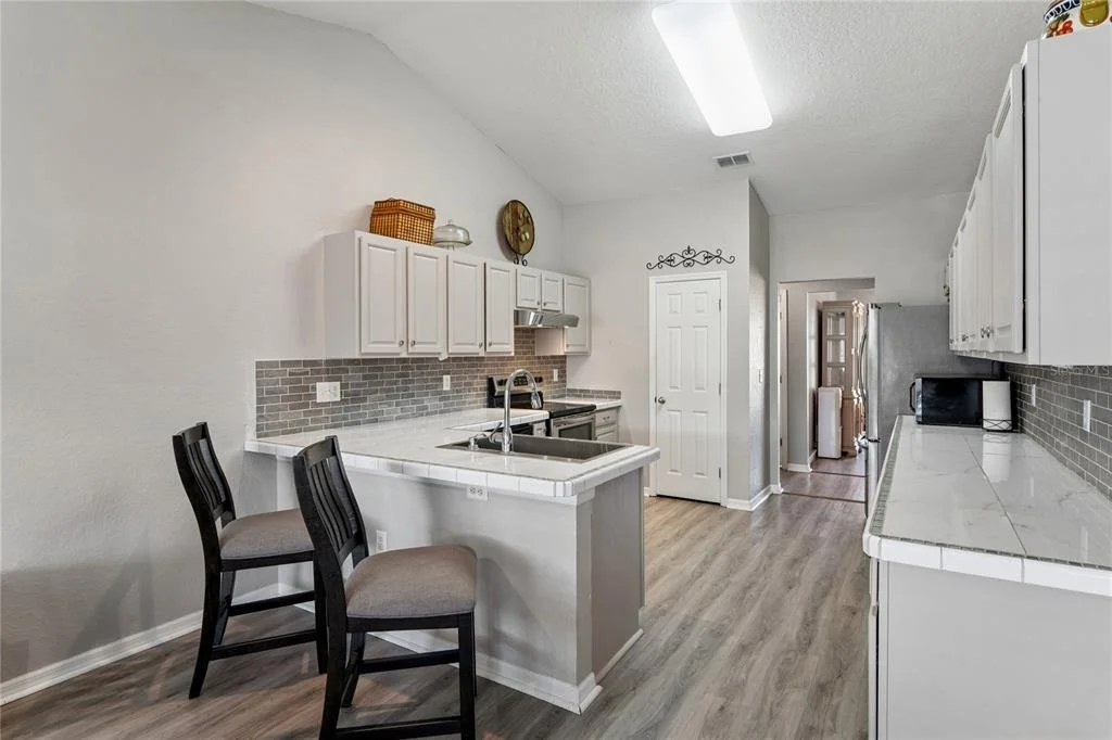 Photo of 10318 GIFFORD DRIVE